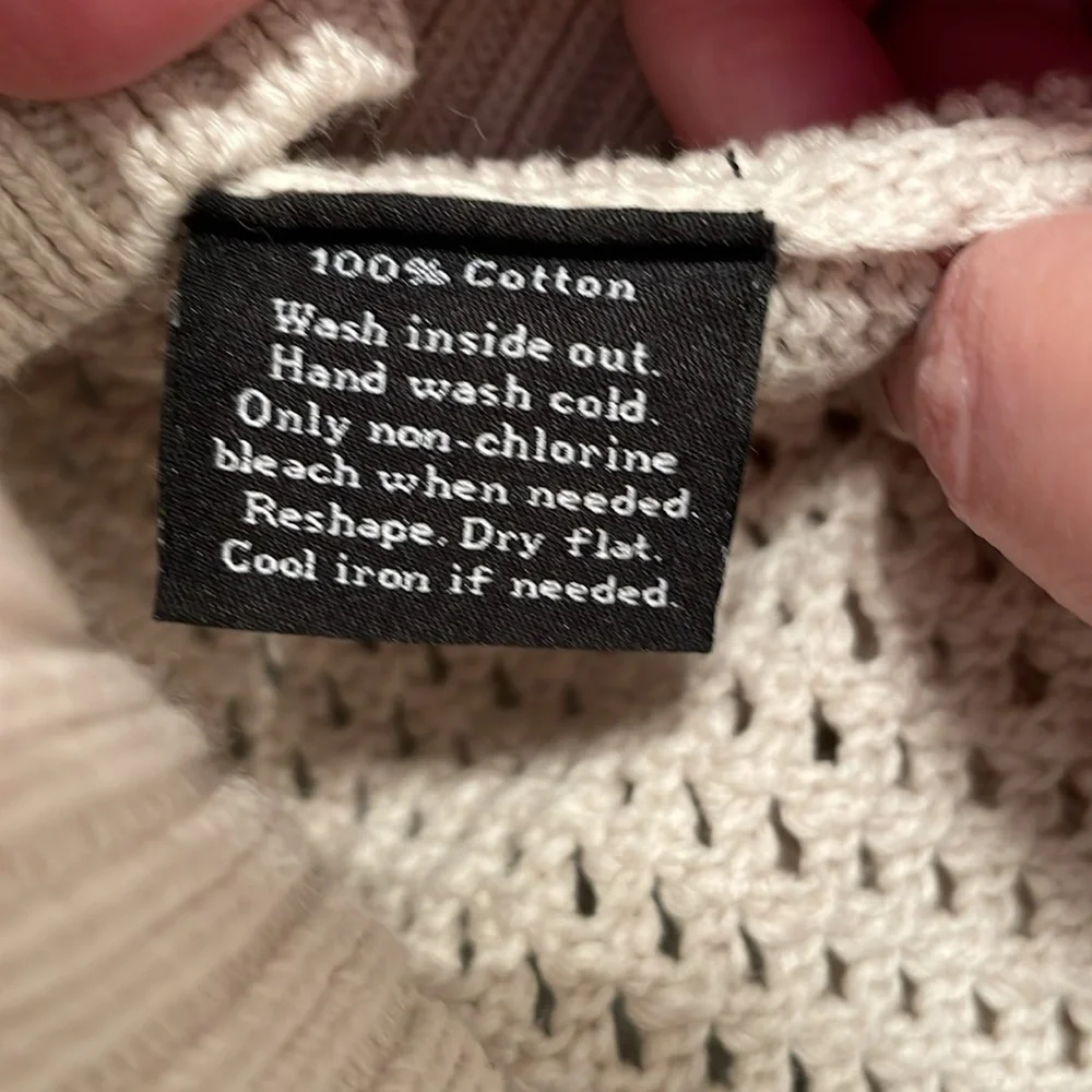 ROCK & REPUBLIC 100% Cotton mesh sweater size M - Picture 6 of 6